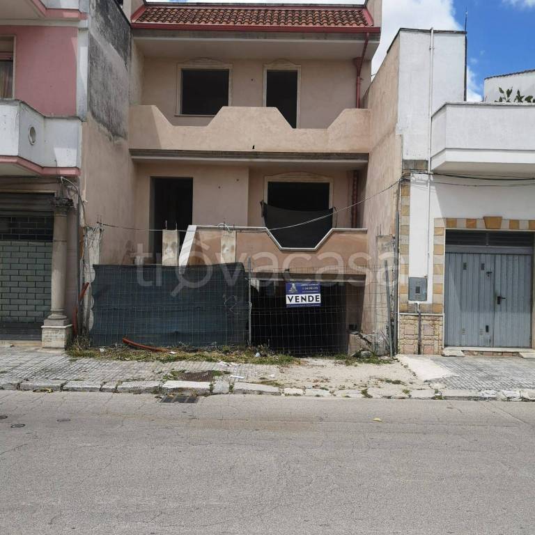 casa indipendente in vendita a San Donaci