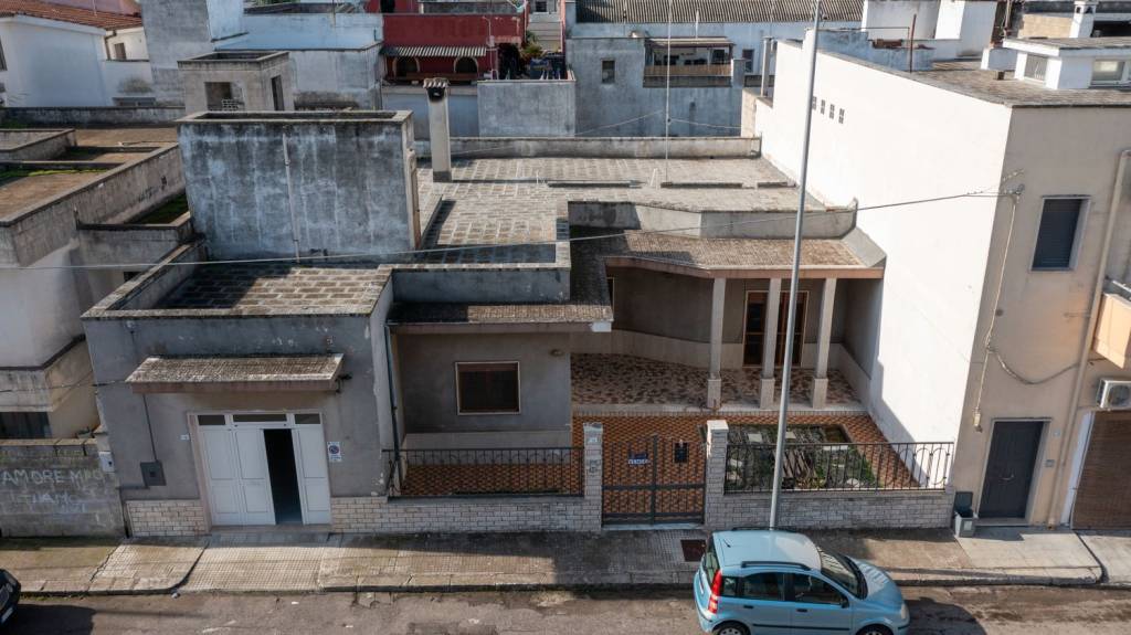 casa indipendente in vendita a San Donaci