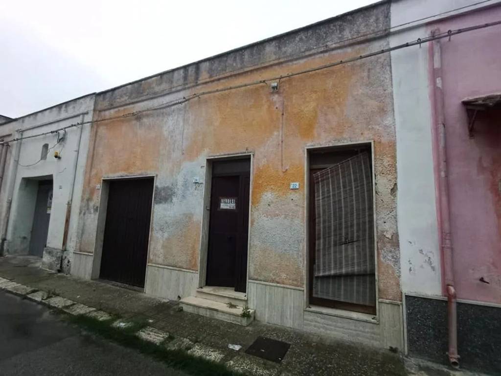 casa indipendente in vendita a San Donaci