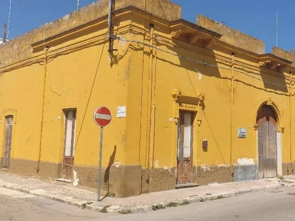 casa indipendente in vendita a San Donaci