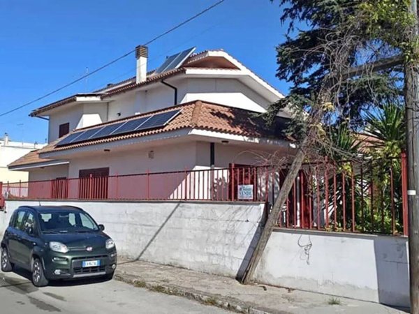 casa indipendente in vendita a San Donaci