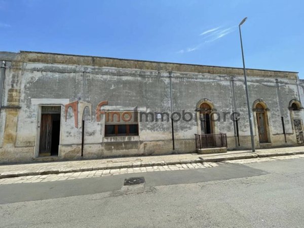 casa indipendente in vendita a San Donaci