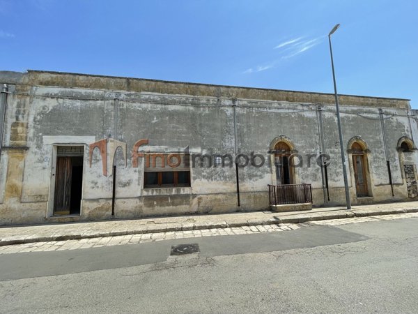 casa indipendente in vendita a San Donaci