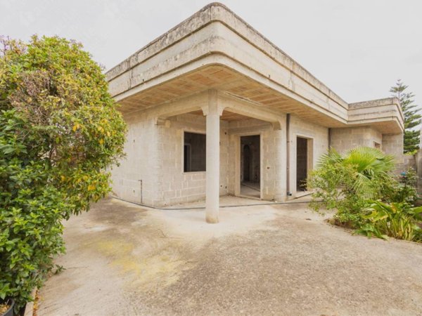 casa indipendente in vendita a San Donaci