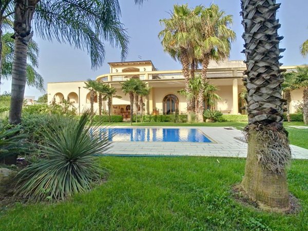 casa indipendente in vendita a San Donaci