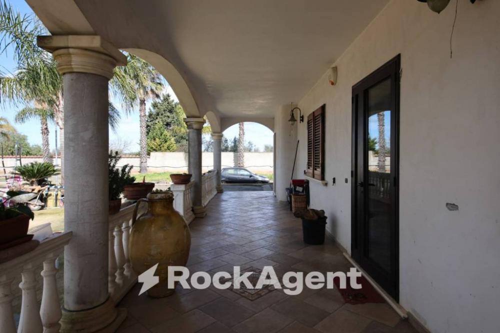 casa indipendente in vendita a San Donaci