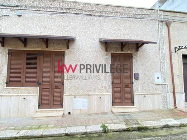 casa indipendente in vendita a San Donaci