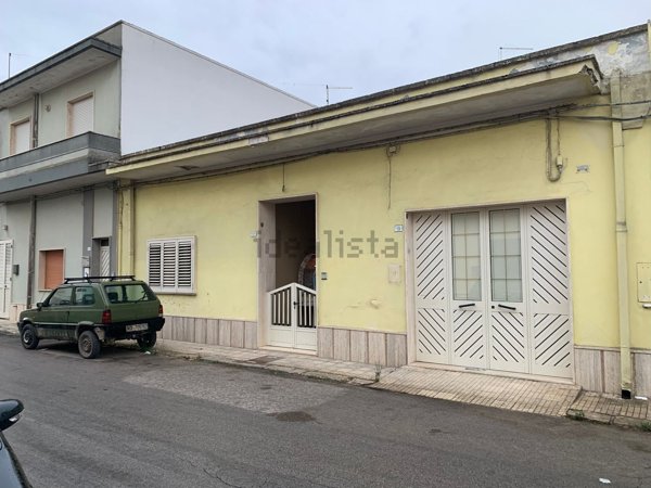 casa indipendente in vendita a San Donaci