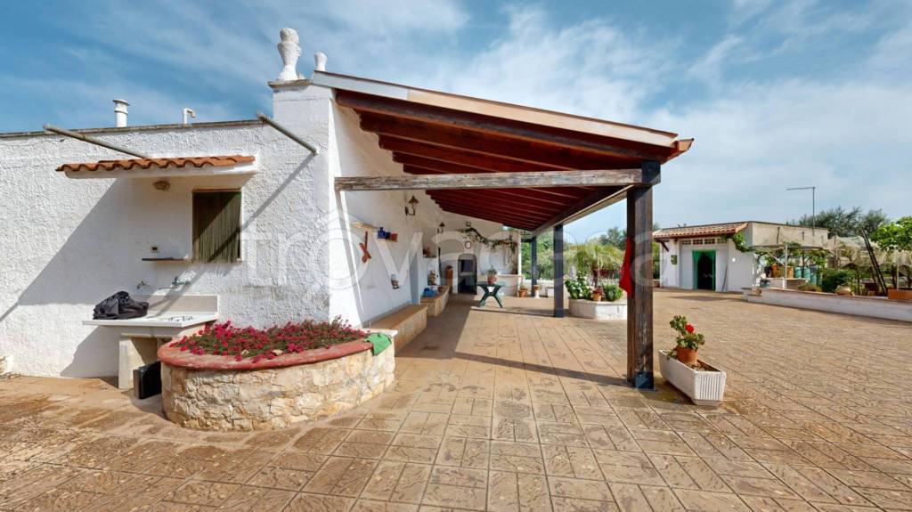casa indipendente in vendita a San Michele Salentino