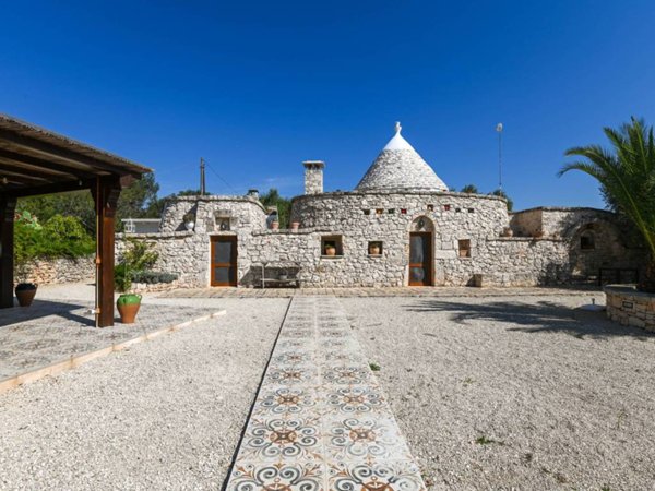 casa indipendente in vendita a San Michele Salentino