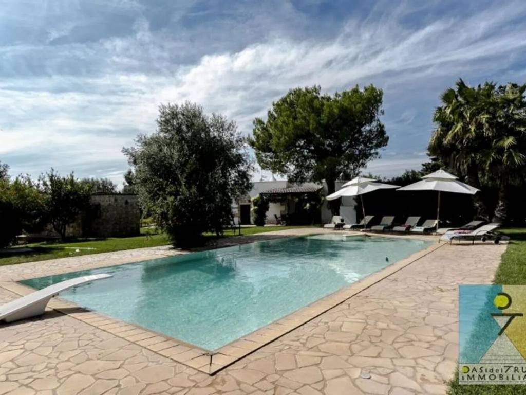 casa indipendente in vendita a San Michele Salentino