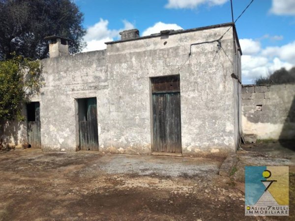 casa indipendente in vendita a San Michele Salentino