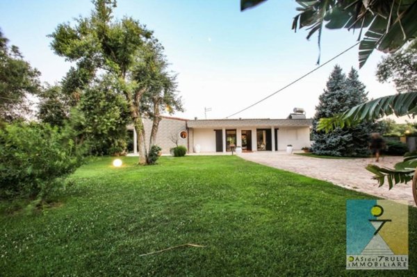 casa indipendente in vendita a San Michele Salentino