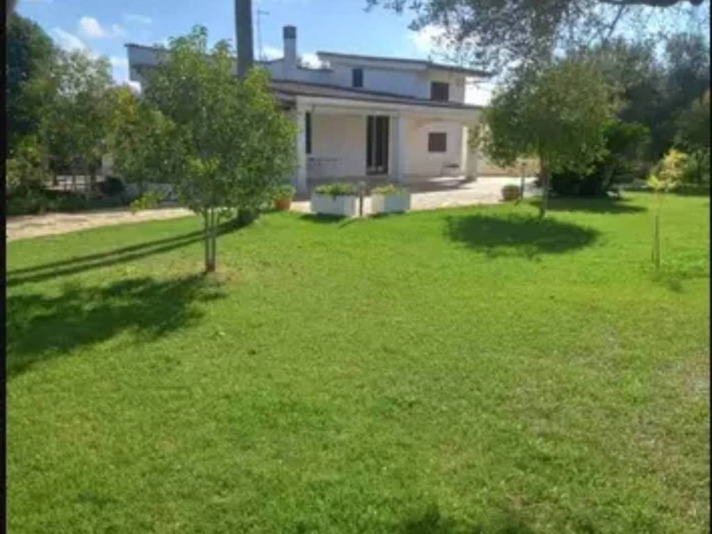 casa indipendente in vendita a San Michele Salentino