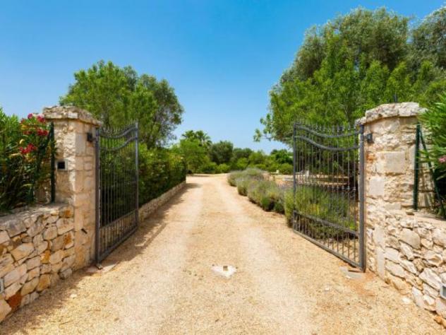 casa indipendente in vendita a San Michele Salentino
