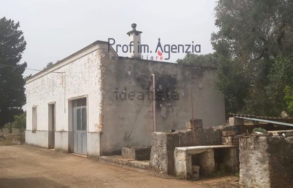 quadrivano in vendita a San Michele Salentino