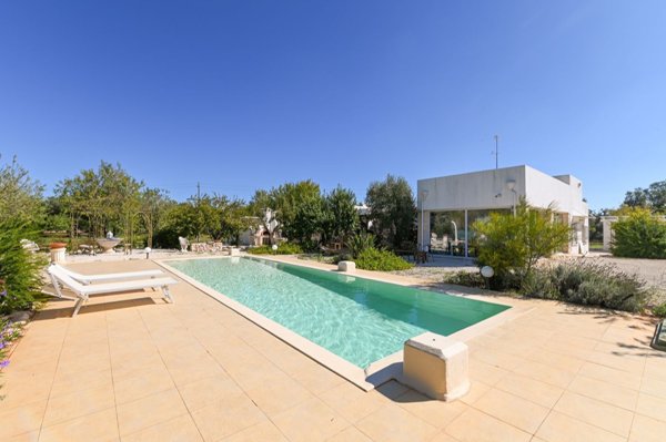 casa indipendente in vendita a San Michele Salentino