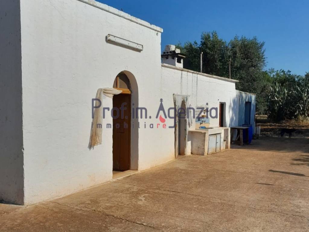casa indipendente in vendita a San Michele Salentino
