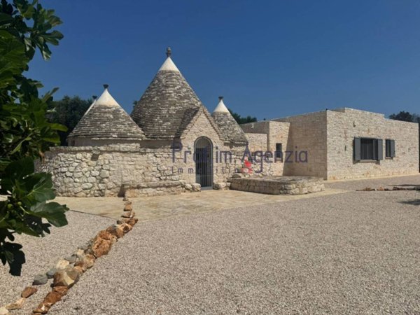casa indipendente in vendita a San Michele Salentino
