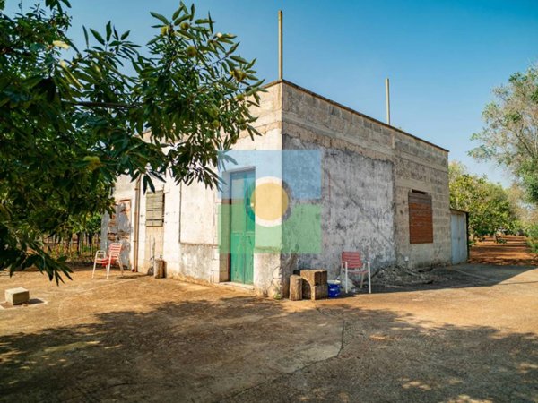 casa indipendente in vendita a San Michele Salentino