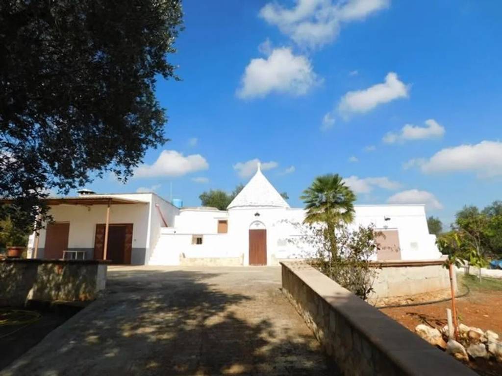 casa indipendente in vendita a San Michele Salentino