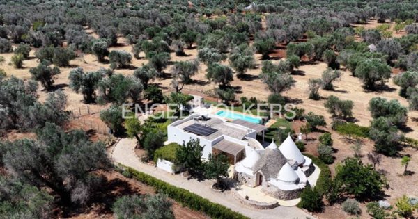casa indipendente in vendita a San Michele Salentino