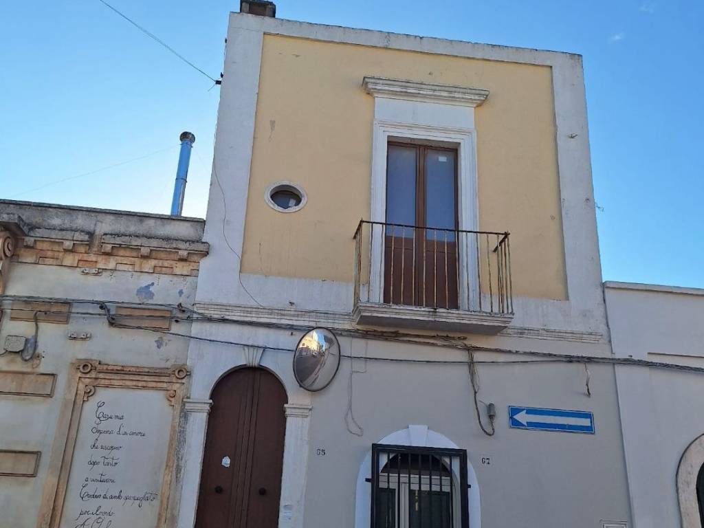casa indipendente in vendita a San Michele Salentino