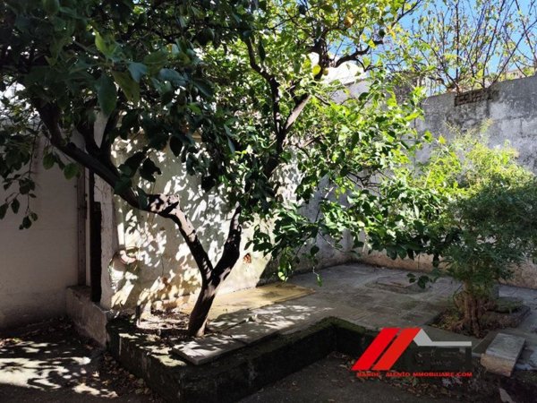 casa indipendente in vendita a San Michele Salentino