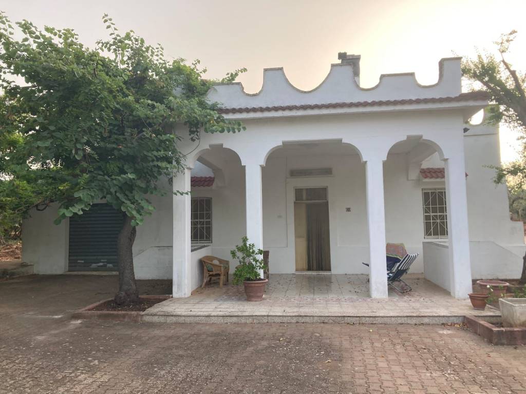 casa indipendente in vendita a San Michele Salentino