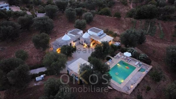 casa indipendente in vendita a San Michele Salentino