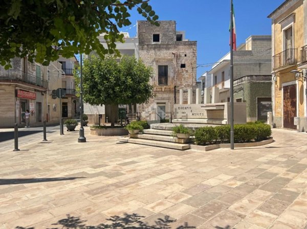 casa indipendente in vendita a San Michele Salentino