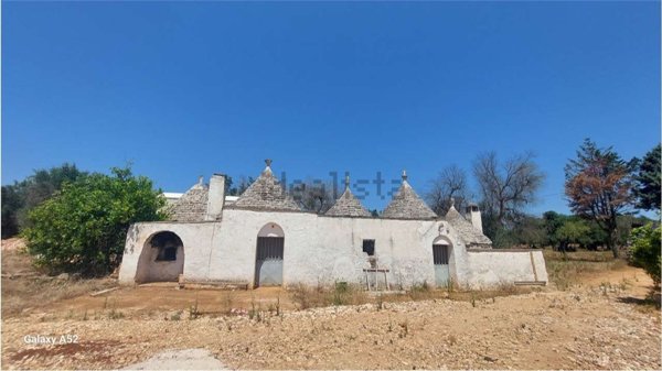 casa indipendente in vendita a San Michele Salentino