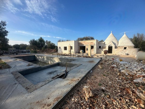 casa indipendente in vendita a San Michele Salentino