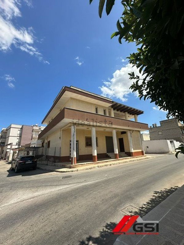 casa indipendente in vendita a San Michele Salentino