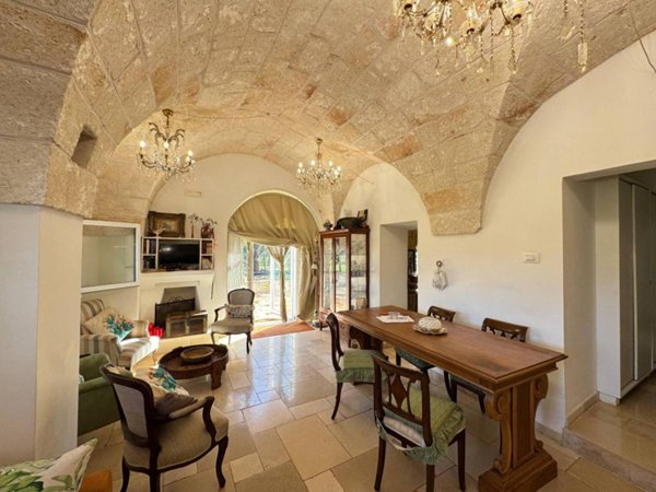 casa indipendente in vendita a San Michele Salentino