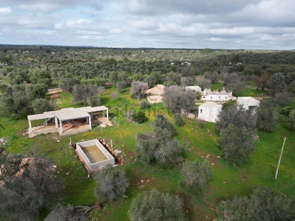 casa indipendente in vendita a San Michele Salentino