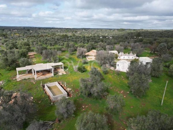 casa indipendente in vendita a San Michele Salentino