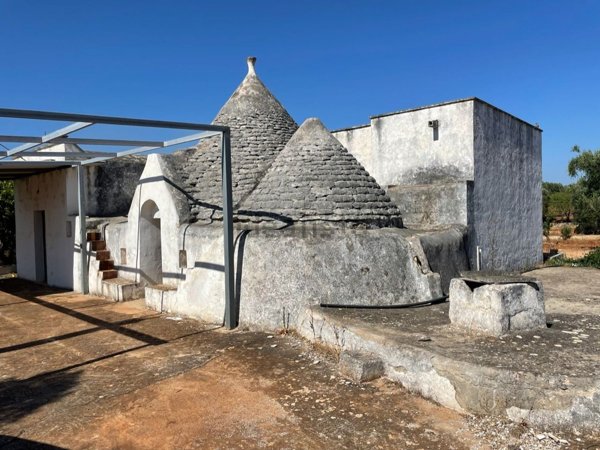 pentavano in vendita a San Michele Salentino