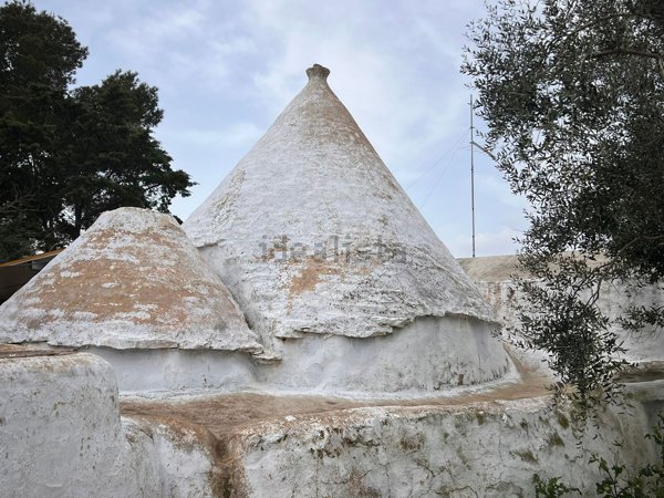 casale in vendita a San Michele Salentino