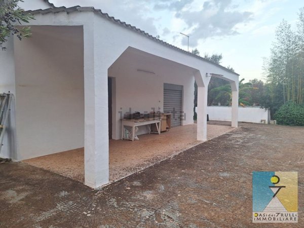 casa indipendente in vendita a San Michele Salentino