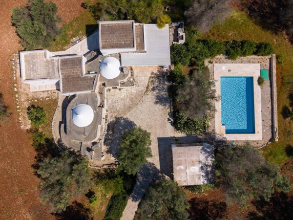 casa indipendente in vendita a San Michele Salentino
