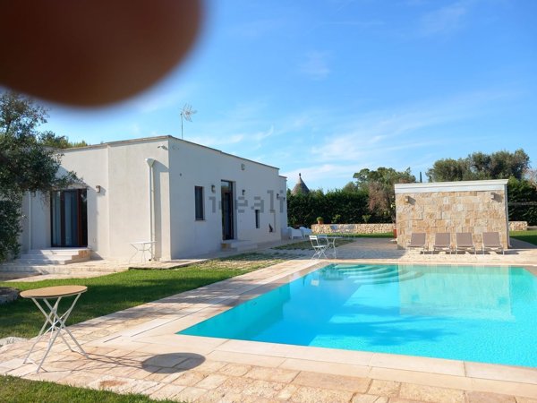 casa indipendente in vendita a San Michele Salentino