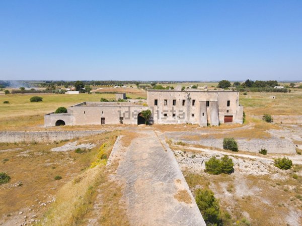 casa indipendente in vendita a San Pancrazio Salentino