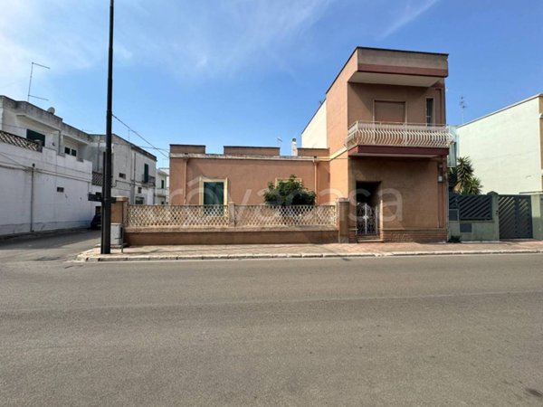 casa indipendente in vendita a San Pietro Vernotico