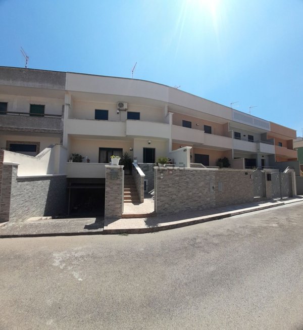 casa indipendente in vendita a San Pietro Vernotico