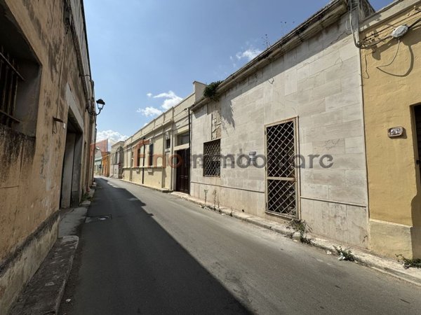 casa indipendente in vendita a San Pietro Vernotico