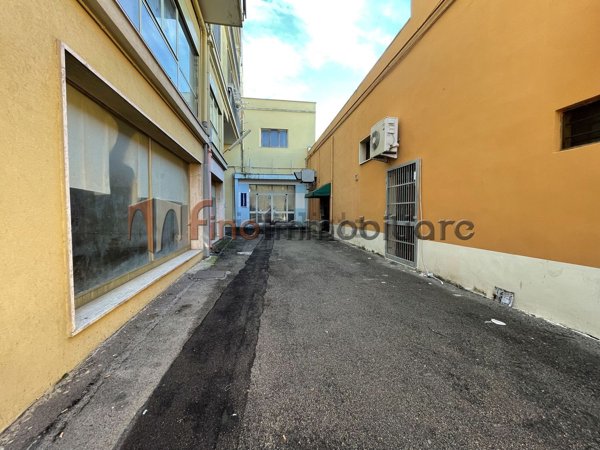 locale commerciale in vendita a San Pietro Vernotico