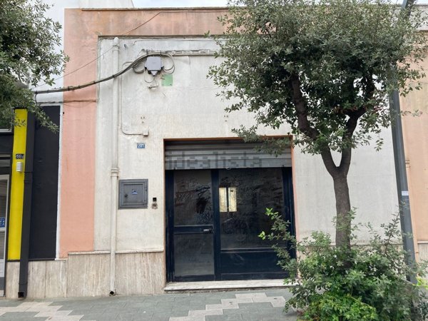 locale commerciale in vendita a San Pietro Vernotico