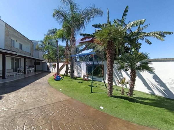 casa indipendente in vendita a San Pietro Vernotico