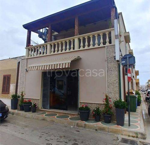 negozio in vendita a San Pietro Vernotico